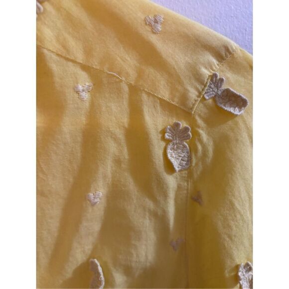 Maeve Button Up Top - Picture 3 of 4